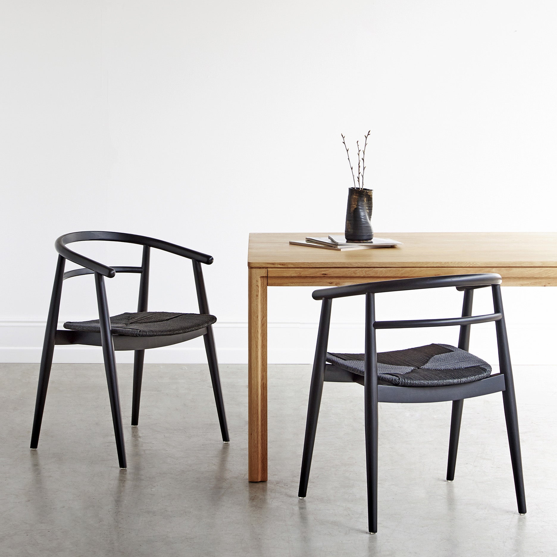 Sculpted smal vase Ø11 cm